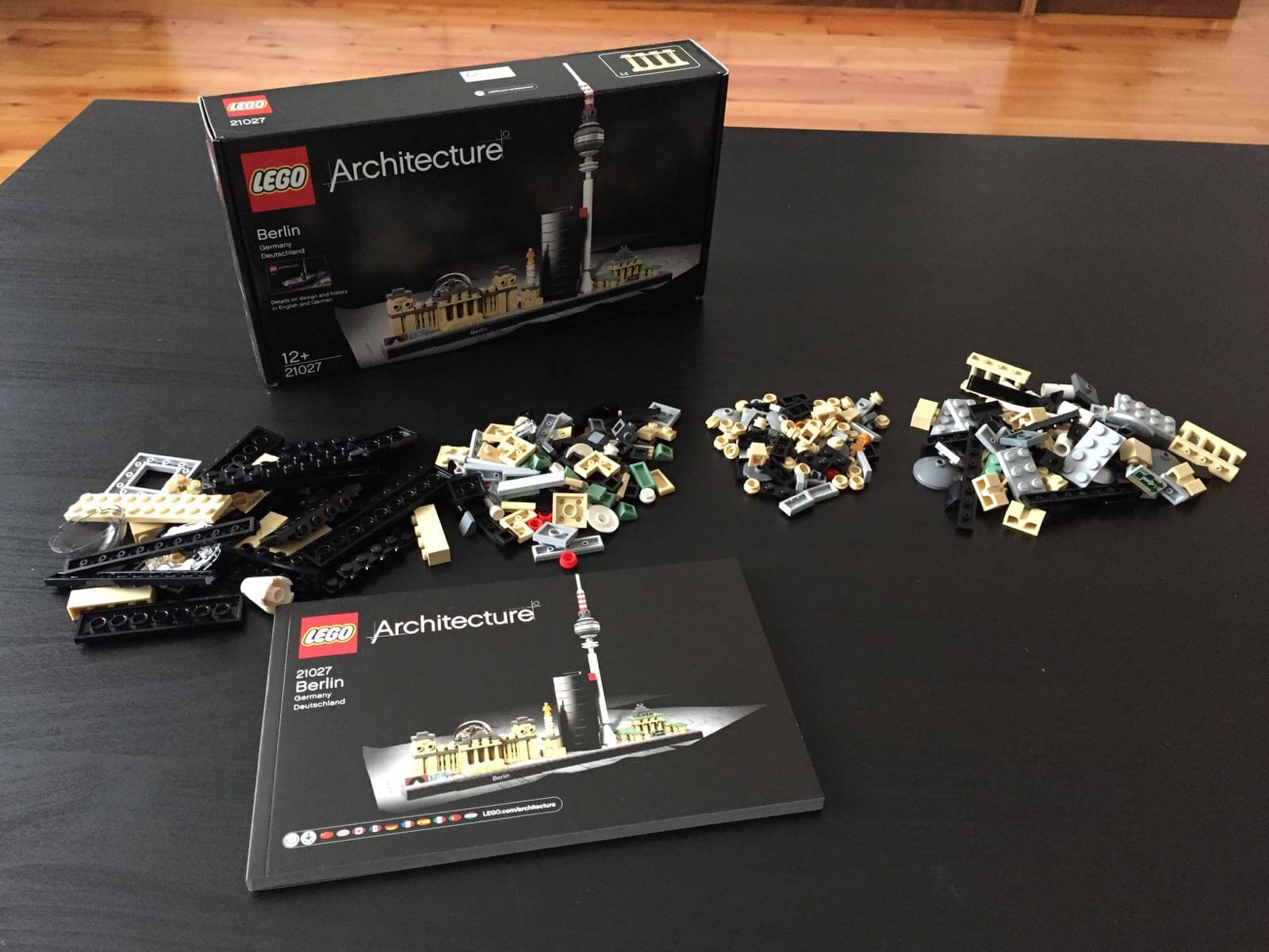 LEGO Architecture - Berlin: Unboxed